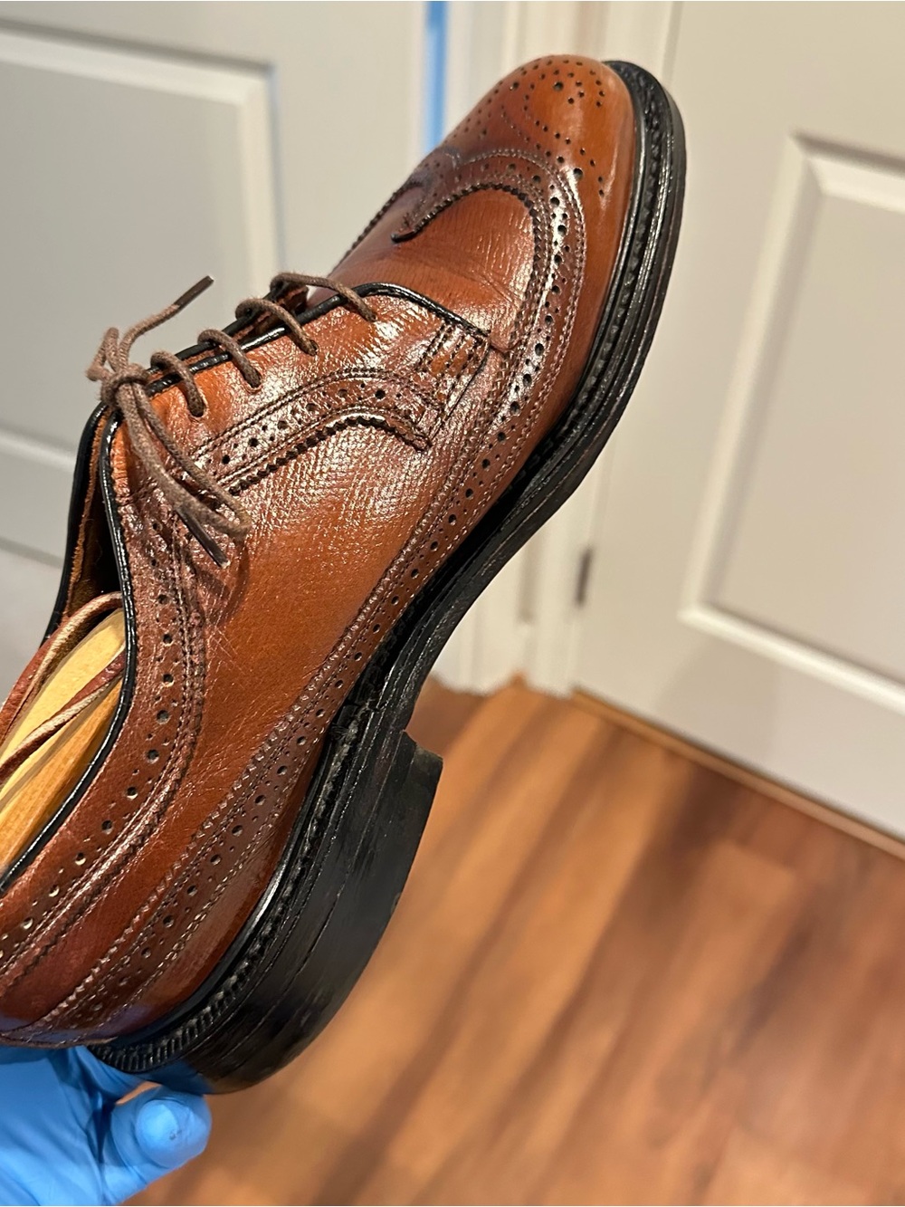 JC Penny 1970 Vintage Men's Brown Leather Wingtip Dress Shoes. - Picture 9 of 14